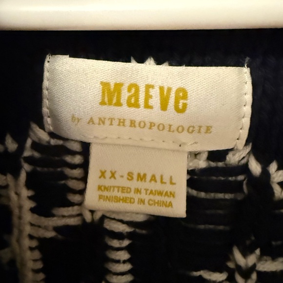 Anthropologie Maeve Seahorse Cardigan Sweater XXS. Great Condition. - Picture 5 of 6